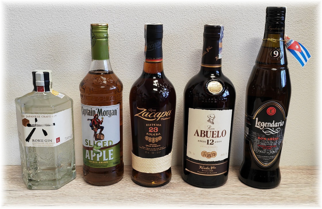 Rumy a japonský Roku Gin
